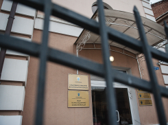 Бывший полицейский в Астрахани получил срок за помощь знакомому 