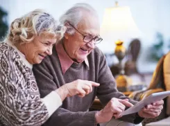 Астраханские пенсионеры-селяне могут получить повышенную фиксированную выплату  