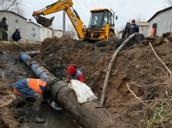 В Астрахани предприниматель заявил о покупке ветки водопровода: водоканал это опроверг
