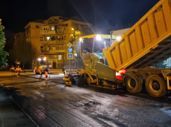 В Астрахани ремонтируют улицы Максима Горького и Эспланадную