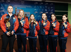 Женская сборная Астрахани взяла золото Чемпионата России по морскому троеборью