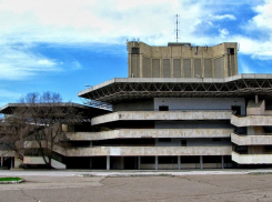 Власти Астрахани отменили интерактив и дискотеку в парке «Аркадия»