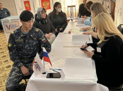В первый день выборов Президента в Астраханской области проголосовало свыше 270 тысяч человек