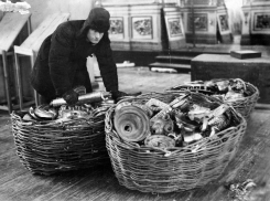 100 лет назад в Астрахани состоялся судебный процесс по делу о сопротивлении изъятию церковных ценностей