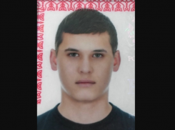 В Астраханской области разыскивают юношу: он вышел из дома и пропал