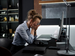 Астраханка 11 месяцев сидела без зарплаты