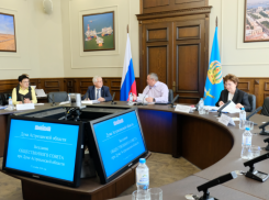 В Думе Астраханской области обсудили меры поддержки студенческих семей