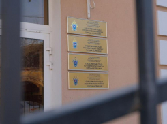 Экс-директора астраханской птицефабрики задержали за присвоение денег