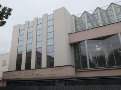 На реконструкцию астраханского «Октября» выдали более одного миллиарда рублей