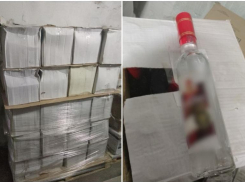 Астраханец хранил в гараже 800 бутылок контрафактного спирта на продажу