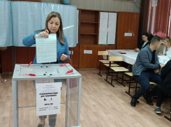 В Астраханской области началось голосование за нового губернатора