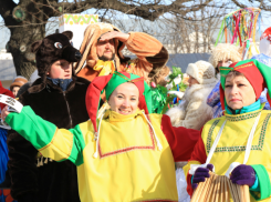 В Астраханском кремле на Масленицу покажутся двадцать дивных красавиц