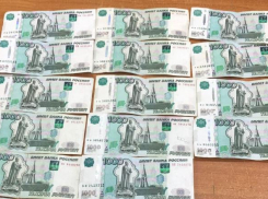 Задержанный в Астраханской области иностранец попытался откупиться от контролера деньгами