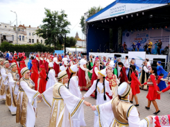 Астраханская область готовит мероприятия в честь Года единства народов России