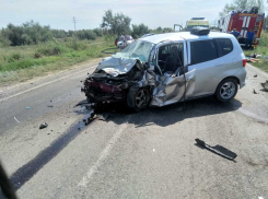 Погибшая молодая семья из Волгограда ехала на свадьбу в Астрахань 