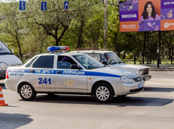 17-летняя астраханка села за руль подшофе