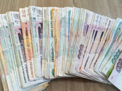 Свыше 400 астраханцев недополучили 15,4 миллиона рублей своей зарплаты