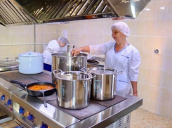 Астраханские школы подключились к системе мониторинга питания