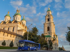 Минтранс: в астраханских автобусах возможны сбои при оплате проезда картой