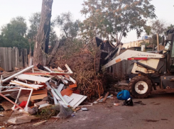 За девять месяцев из Астрахани вывезли почти 82 тысячи кубометров мусора