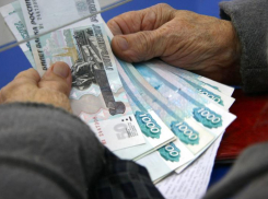 Более 3,5 тысяч астраханских пенсионеров получают надбавку за сельский стаж