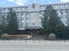 Астраханцев призвали сообщать обо всех подозрительных случаях на праздниках
