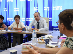 Игорь Седов встретился с активными представителями МКД в Астрахани