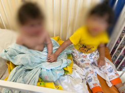 В Астрахани полиция отыскала мать брошенных на улице девочек