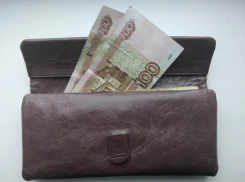 Астраханец подрался с возлюбленной из-за кошелька