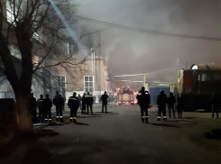 В Астрахани горел тепловозоремонтный завод