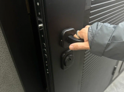 Астраханец пришел к новой знакомой с извинениями: дело кончилось ограблением