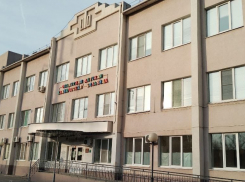 Эвакуированные из горящей детской больницы астраханки рассказали о действиях медперсонала