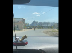 В Астрахани полыхали жилой дом и новостройка: есть пострадавший