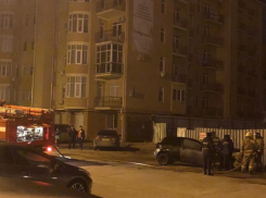 В Астрахани ночью вновь сгорел автомобиль