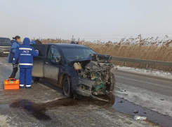 Два астраханца остаются в тяжелом состоянии после ДТП в Красноярском районе