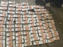 В Астрахани за взятки задержали начальника отдела судостроительной организации