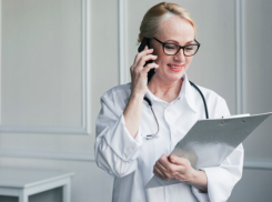 Как будут работать астраханские медучреждения в новогодние праздники