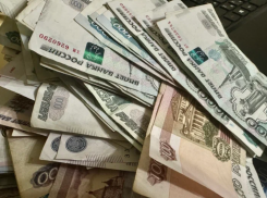 Астраханскому бойцу СВО вернули деньги, взысканные судебным приставом