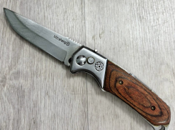 Астраханец отказался играть с другом в мобильную игру и получил удар ножом