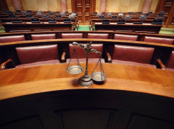 В Астрахани на специалиста Ленинского суда возбудили второе уголовное дело