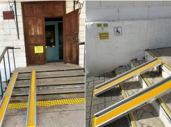 Под Астраханью при благоустройстве здания забыли о нуждах инвалидов