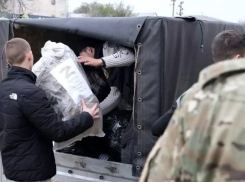 Астраханцы собрали 12 тонн гумпомощи по заявкам участников СВО
