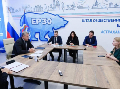 Астраханский губернатор поручил ускорить возведение социально значимых объектов