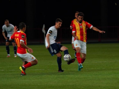 Астраханский «Волгарь» дал бой одному из фаворитов сезона