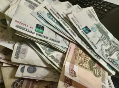 Каждый третий астраханец получает федеральные и региональные выплаты