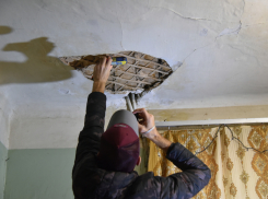  Астраханские аварийные дома проверяют эксперты из Магнитогорска