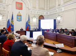 В Астраханской области для дноуглубления ВКМСК привлекут 18 земснарядов и поставят заградительные дамбы