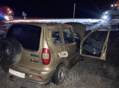 На заледеневших астраханских дорогах случилось два смертельных ДТП