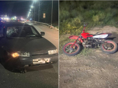 Под Астраханью 13-летний мотоциклист получил травмы от столкновения с машиной