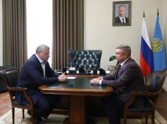 Игорь Бабушкин и Сергей Новак обсудили проблемы Ахтубинского района